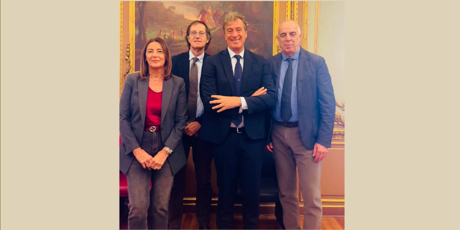 SI.CAMERA: GIOVANNI ACAMPORA CONFERMATO PRESIDENTE