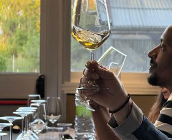 “AL SERVIZIO DEL VINO”